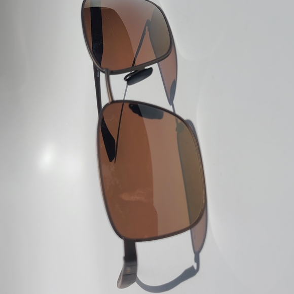 Maui Jim Modern Bronze Sunglasses with Rectangular Frame - Picture 2 of 2